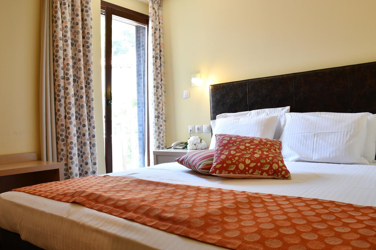 Hotel Manthos Blue Agios Ioannis  Екстер'єр фото