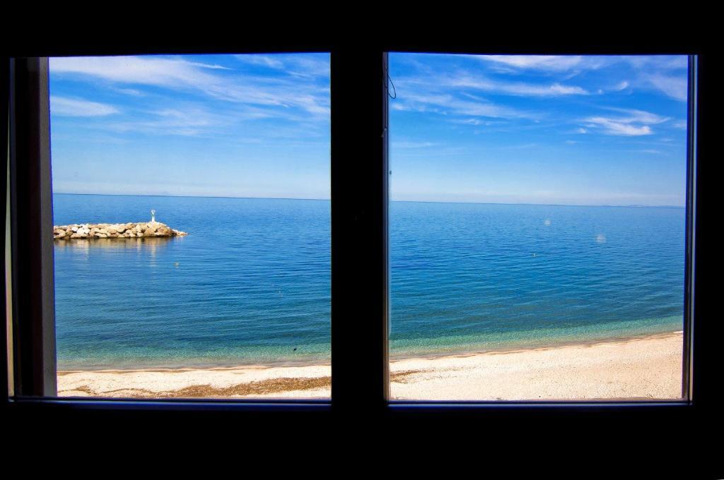 Hotel Manthos Blue Agios Ioannis  Екстер'єр фото